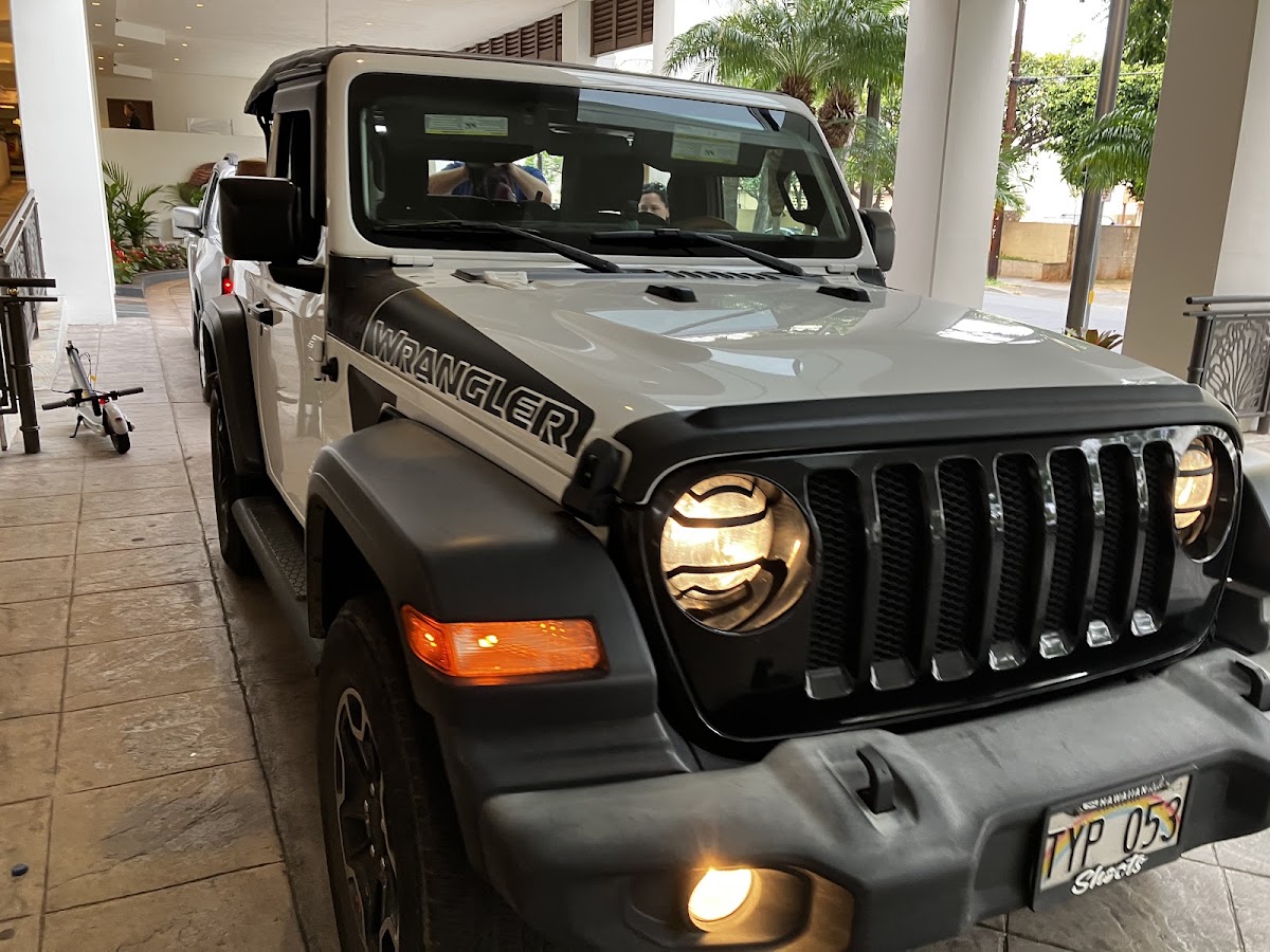 Hawaii Jeep Rental photo 4