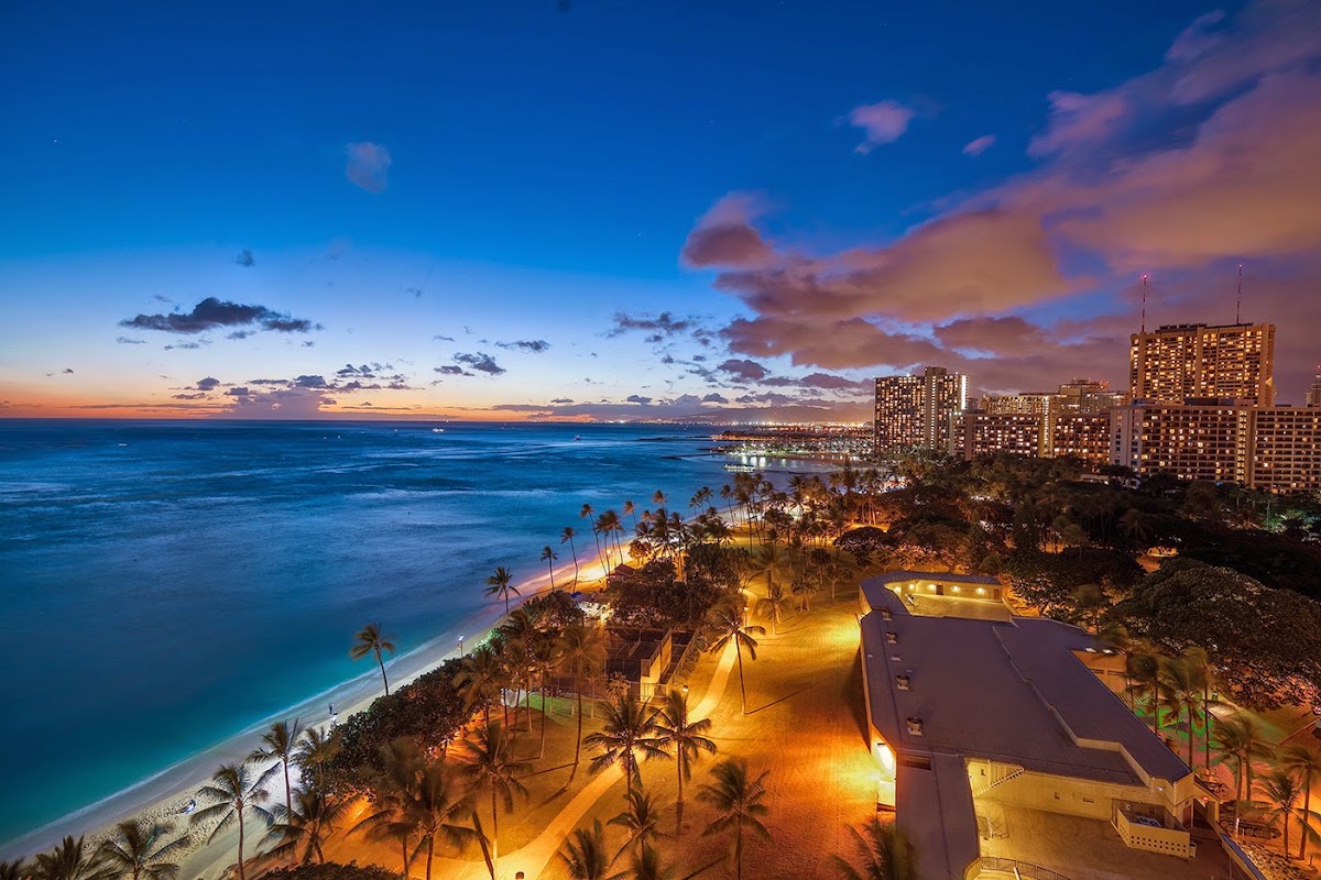 Castle Waikiki Shore photo 4