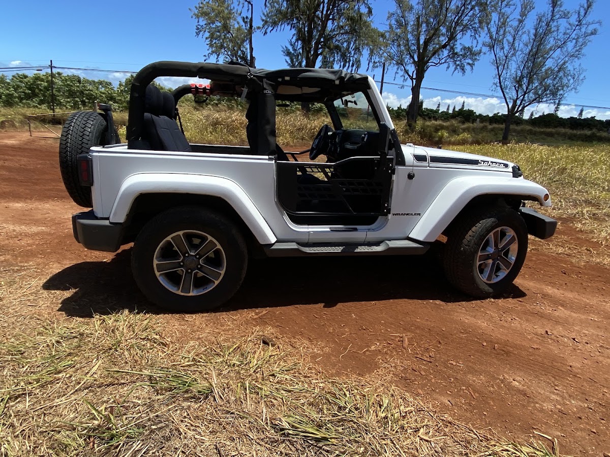 Hawaii Jeep Rental photo 3