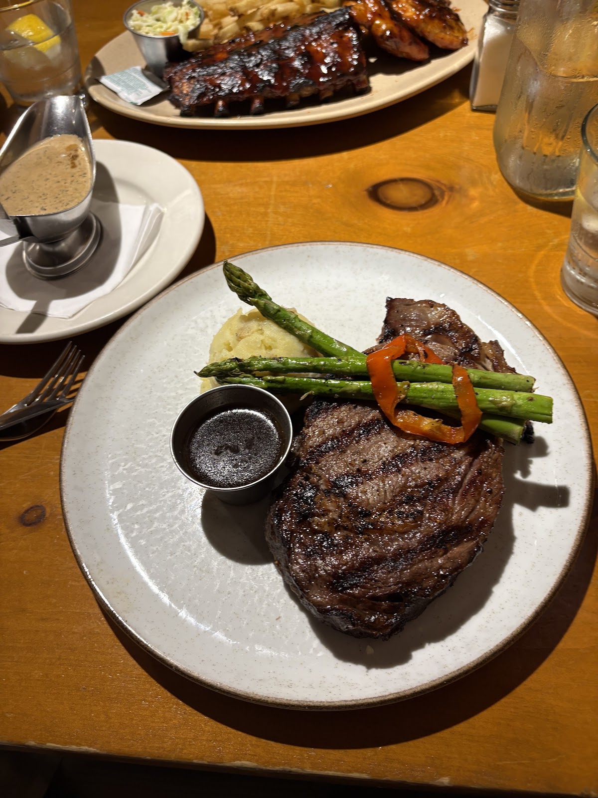Fire Grill Waikiki photo 3