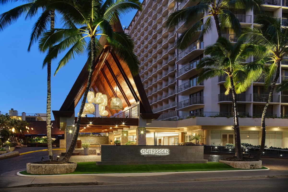 OUTRIGGER Reef Waikiki Beach Resort in Waikiki