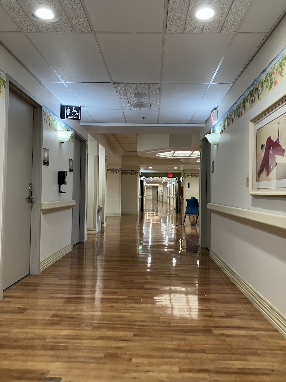 The Queen's Medical Center photo 3